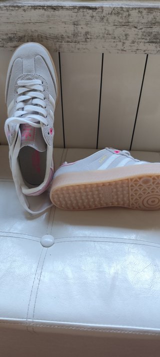 Zapatillas Adidas Grises y Rosas
