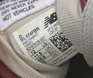 New Balance 574 Classic Rojas