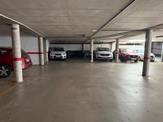 Garaje en alquiler en Centre en Girona