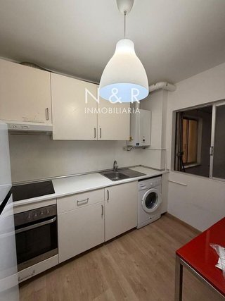 Piso en alquiler en Ensanche - Sar en Santiago de Compostela