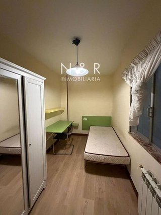 Piso en alquiler en Ensanche - Sar en Santiago de Compostela