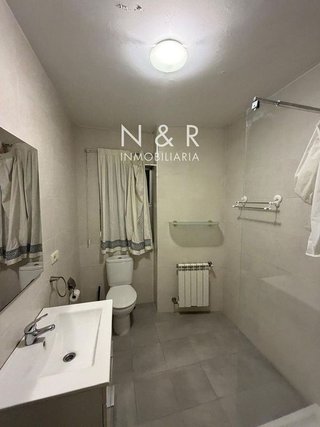 Piso en alquiler en Ensanche - Sar en Santiago de Compostela