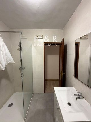 Piso en alquiler en Ensanche - Sar en Santiago de Compostela
