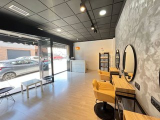 Local comercial en venta en Crevillent