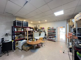 Local comercial en venta en Crevillent