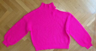 Jersey rosa hombro descubierto