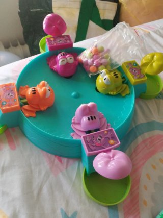 Juego tragabolas