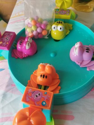 Juego tragabolas