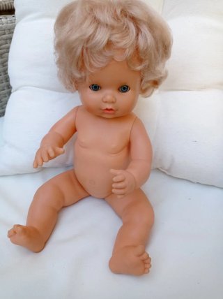 Muñeca Nenuco Antigua.