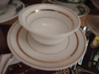 Tazze da caffè antiche con descrizione