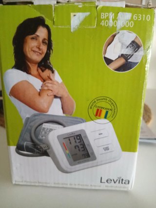 Tensiometro Levita sin usar en caja