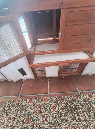 Gallinero 2 plantas con aperturas