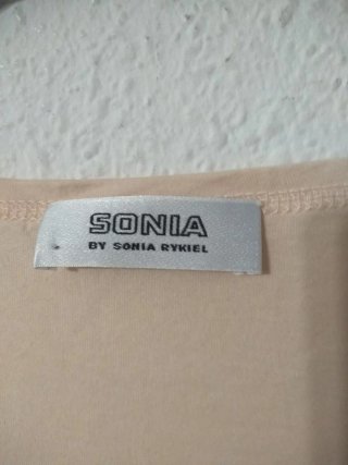 Camiseta Sonia con pedrería