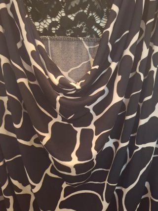 Blusa sin mangas con estampado