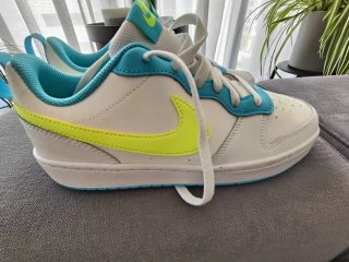 Tenis Nike Blanco/Turquesa/Neón