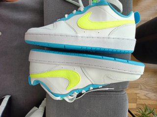 Tenis Nike Blanco/Turquesa/Neón