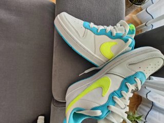 Tenis Nike Blanco/Turquesa/Neón