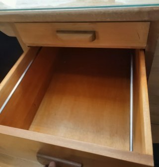 Scrivania in legno massello