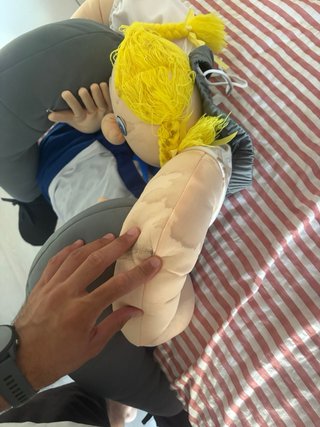 Disfraz alemán de piernas talla única para adulto