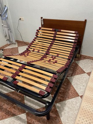 Cama articulada con mando y colchón