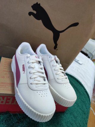 Zapatillas Puma Blancas y Rosas