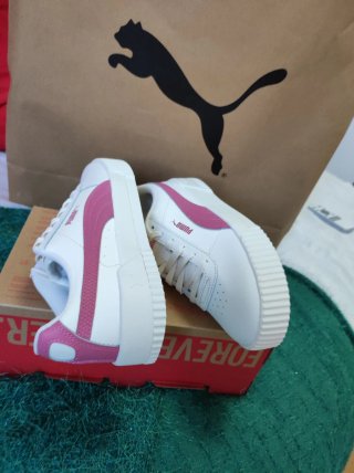 Zapatillas Puma Blancas y Rosas