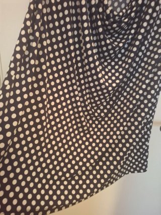 Blusa lunares con encaje