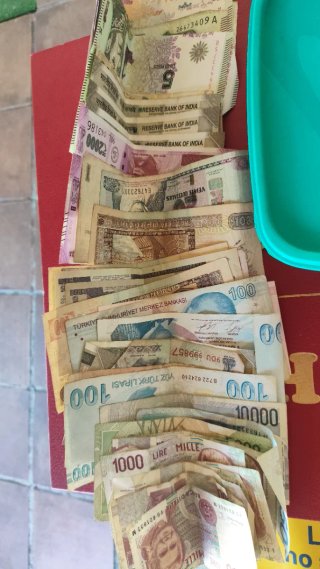 Monedas/Billetes UK/IT/FR/DOLAR