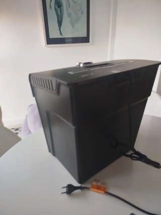 Trituradora de Papel Negra Fellowes P-48C