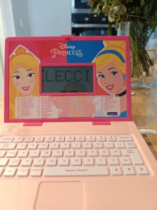 Ordenador Educativo Princesas Disney Lexibook.