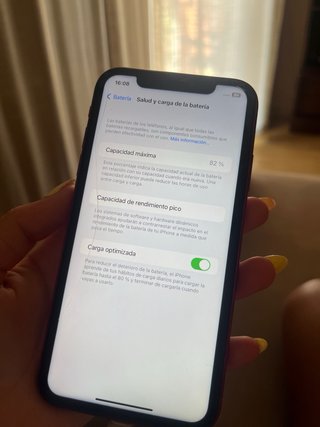 iPhone 11 128GB Rojo