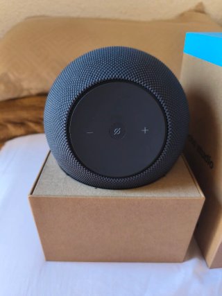 Amazon Echo Studio  Vendo o cambio