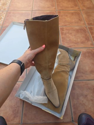 Botas altas Joyca beige talla 37