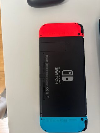 Nintendo Switch Azul/Rojo + Accesorios