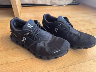 On Running Cloud 6 Impermeables