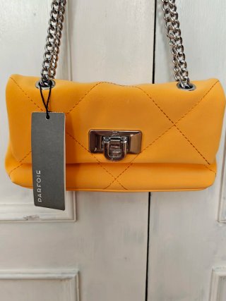 Bolso Parfois Acolchado Naranja Nuevo con Etiqueta