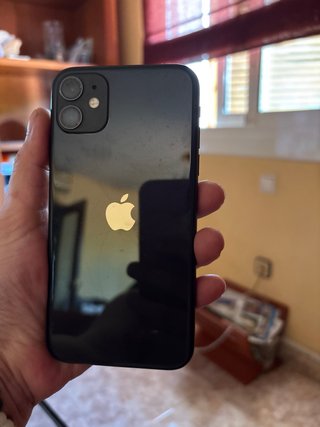 iPhone 11 Negro , regalo carcasas fundas y cable
