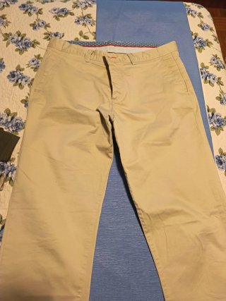 Camisa cuadros, Talla L y 7 pantalones talla 44