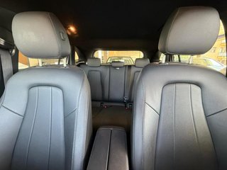 MERCEDES-BENZ GLA200D *AÑO 2024* 30.000KM