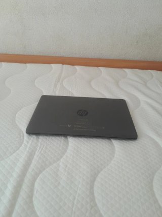 Ordenador HP 250 g7