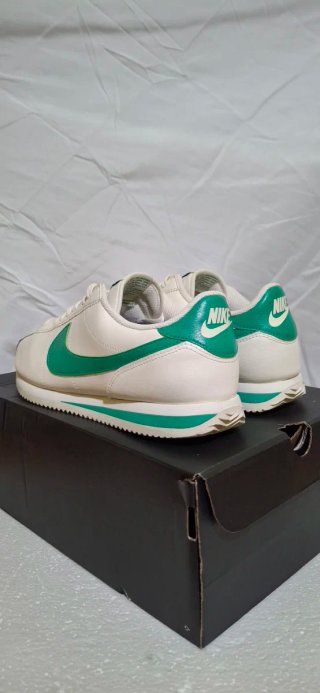 Nike Cortez Sail Stadium Green