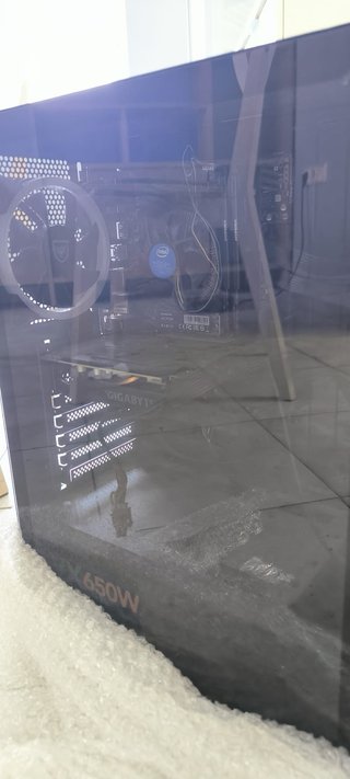 Torre PC Gamer Hyte