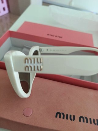Gafas de sol blancas