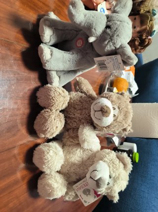 Lote de peluches: elefante y osos