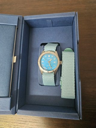 Orologio Oris Sixty-five Cotton Candy