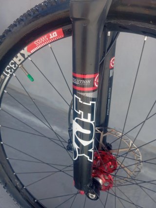 Bicicleta Mtb Fuji 2.1 SLM Carbono , con mejoras.