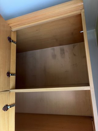 Armario doble de madera grande