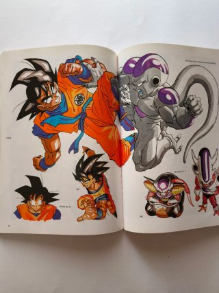 Enciclopedia Dragon Ball edizione Italiana
