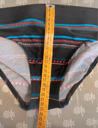 Costume due pezzi nero multicolor