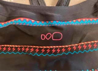 Costume due pezzi nero multicolor